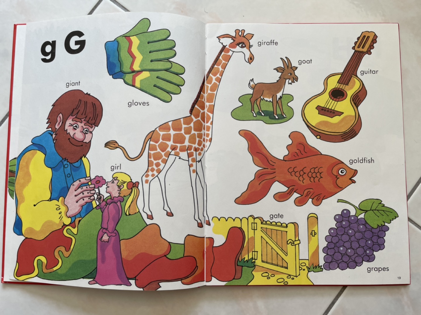Kids Book: “my first book of WORDS” - photo 3