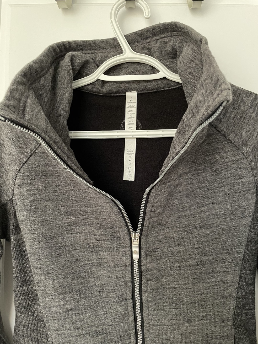 Cozy athleisure Lululemon zip up - photo 2