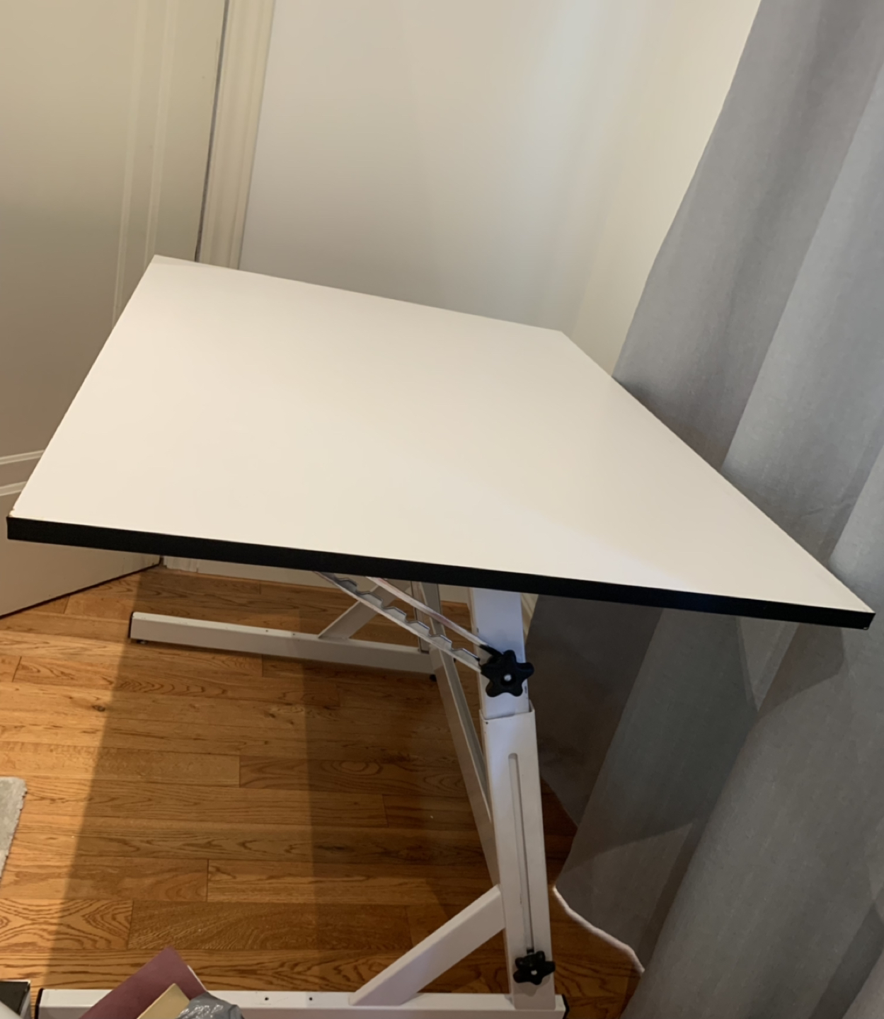Drawing Table - photo 4