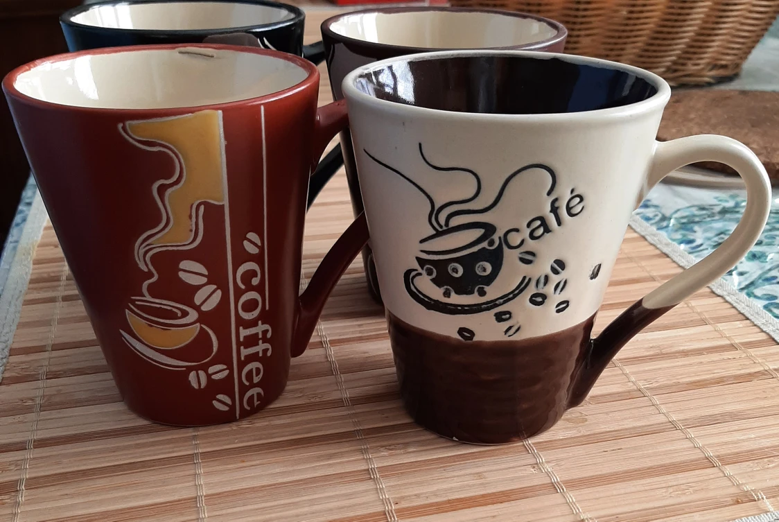 Set of 4 Mugs #freecycle image indicator(2)