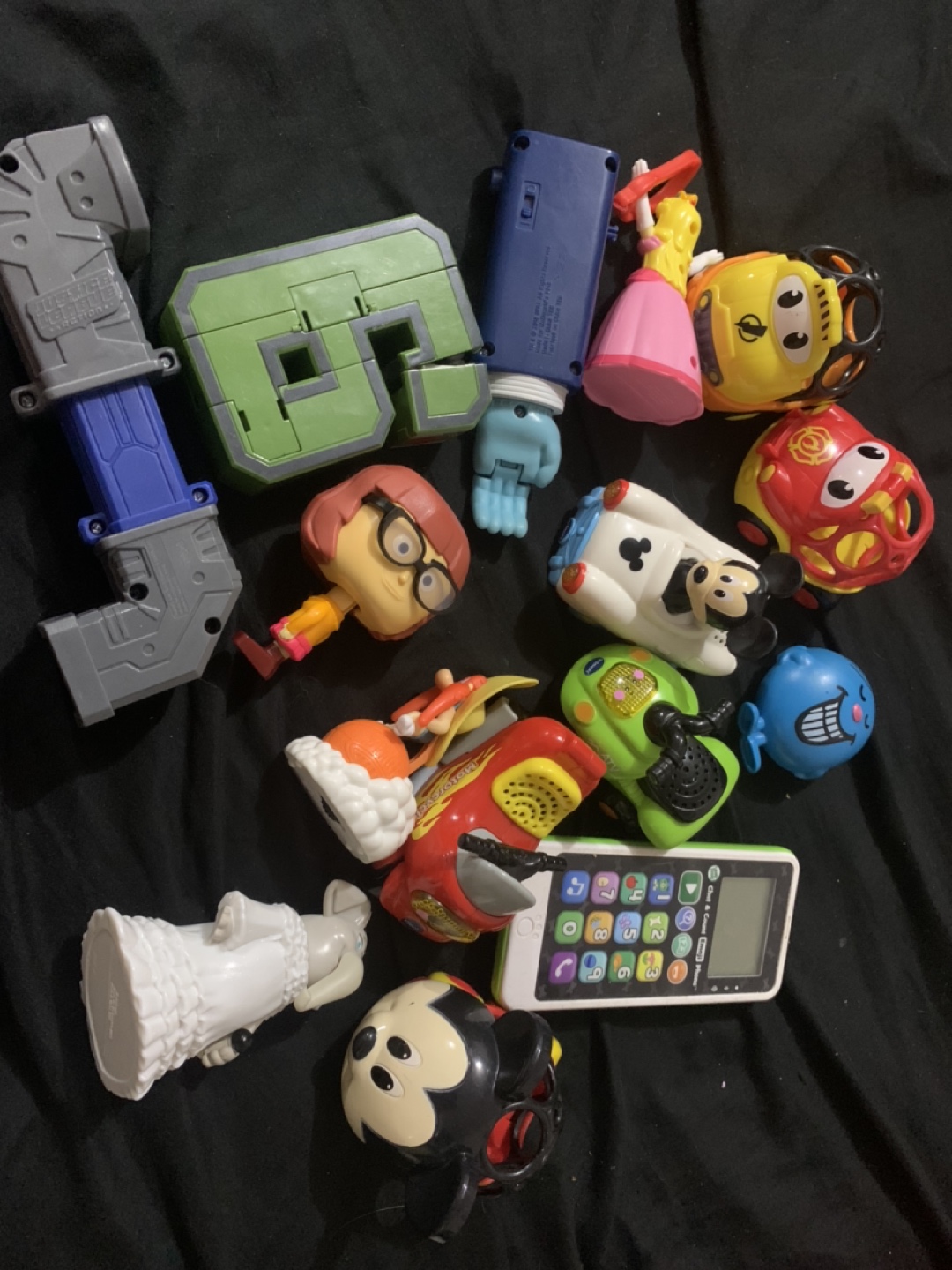 Assorted toddler toys thumbnail