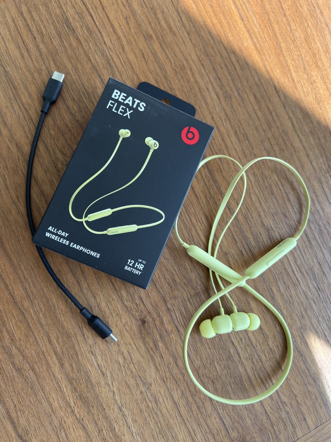 Beats Flex – All-Day Wireless Earphones - Yuzu Yellow