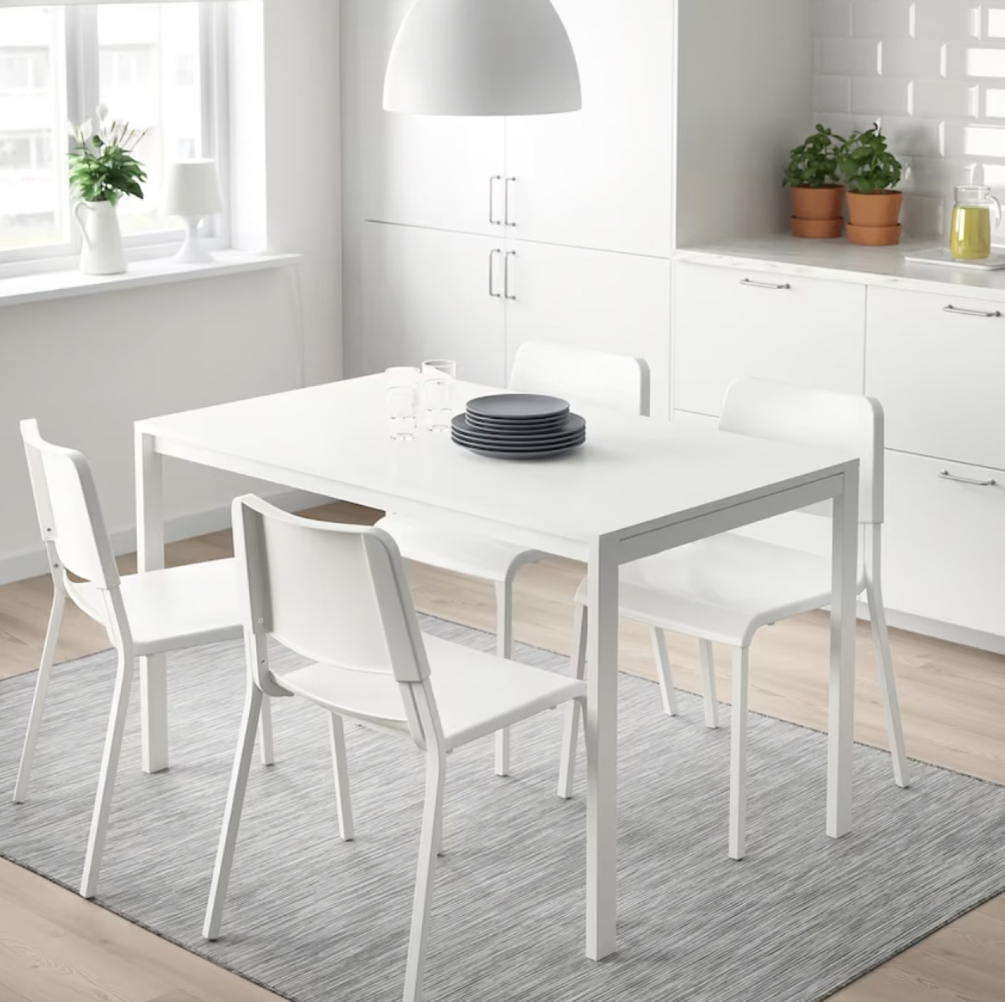 White dining table and chairs