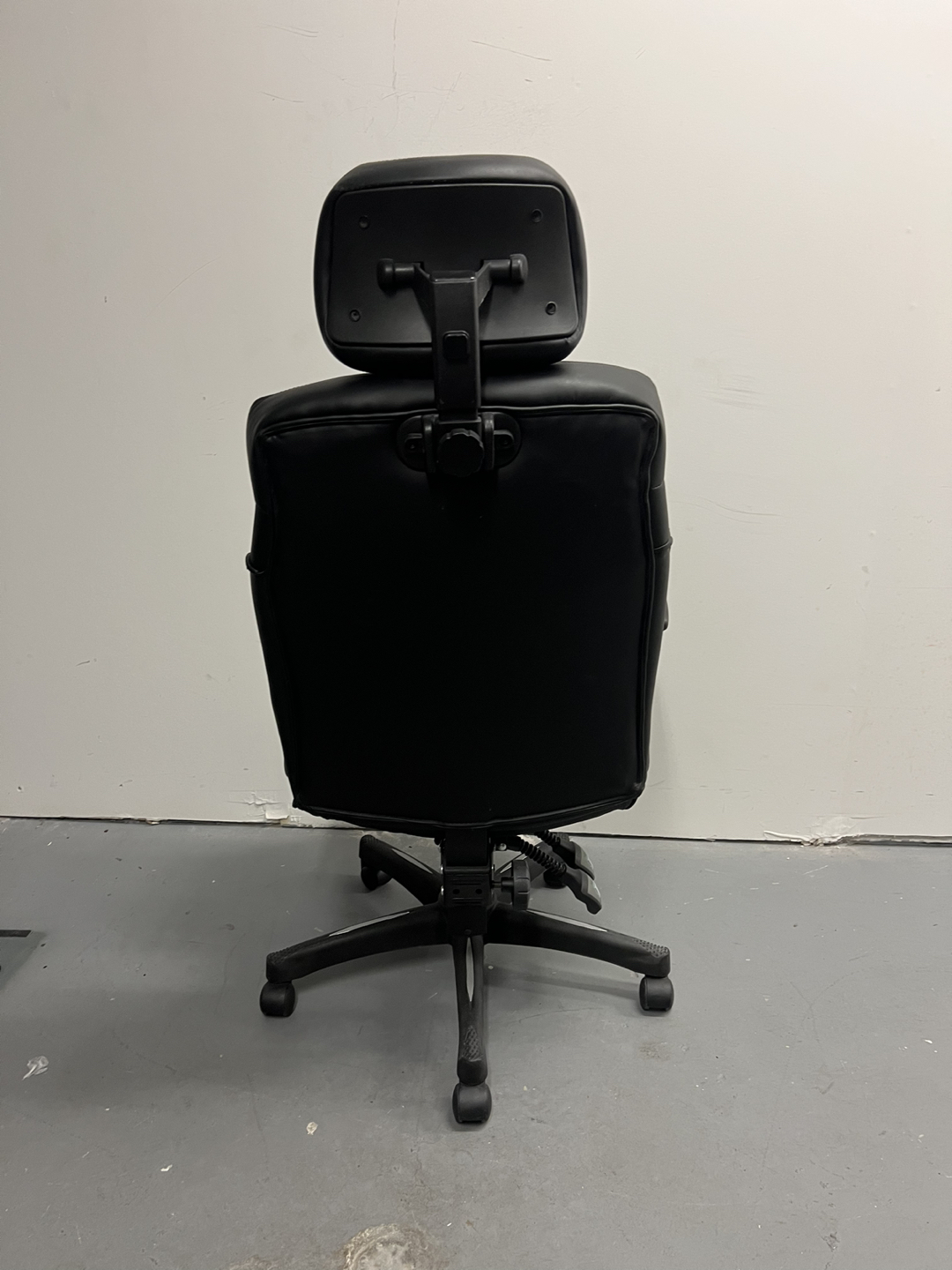 Chair - photo 4