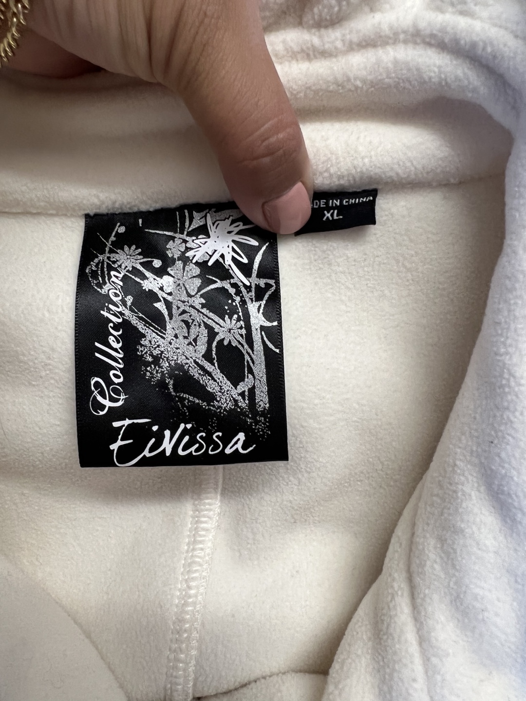 White Fleece Jacket. XL image indicator(5)