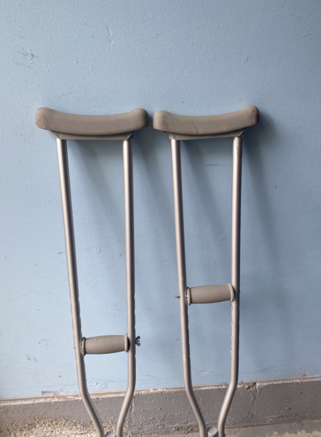 Crutches - photo 3