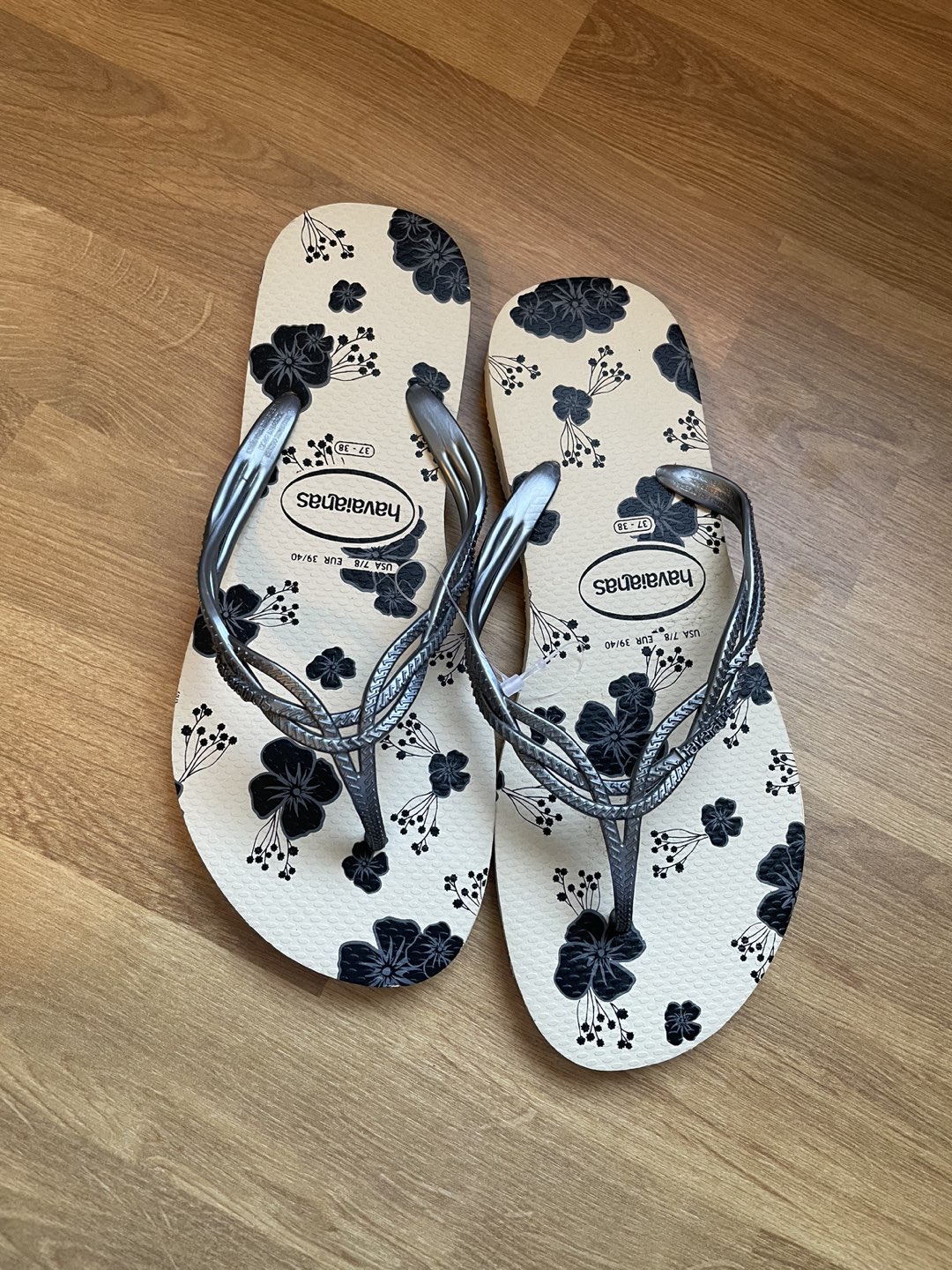 Flip-flop size 7/8 - brand new thumbnail