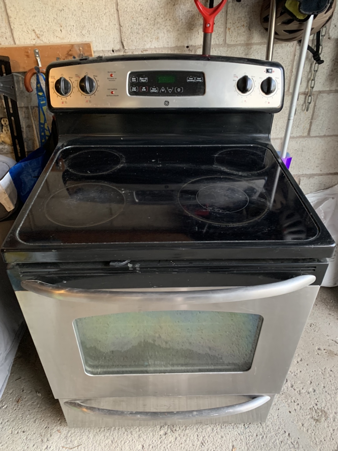 GE Electric Freestanding Stove - photo 2