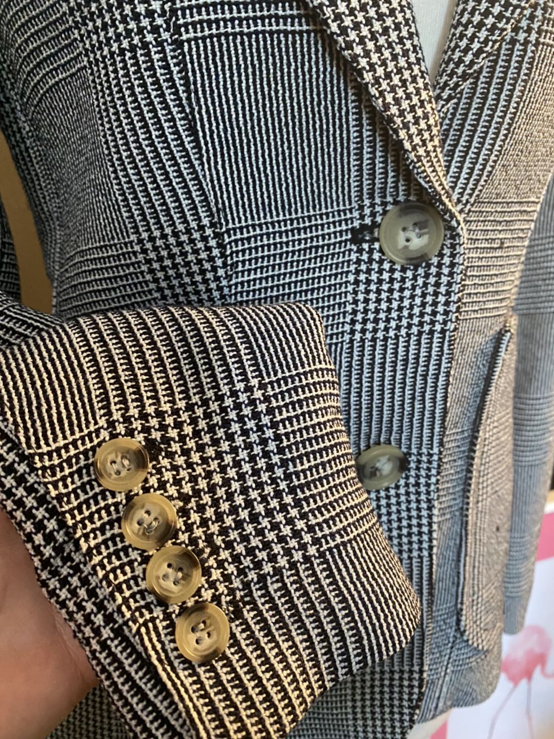 Smythe Blazer size 4 image indicator(4)