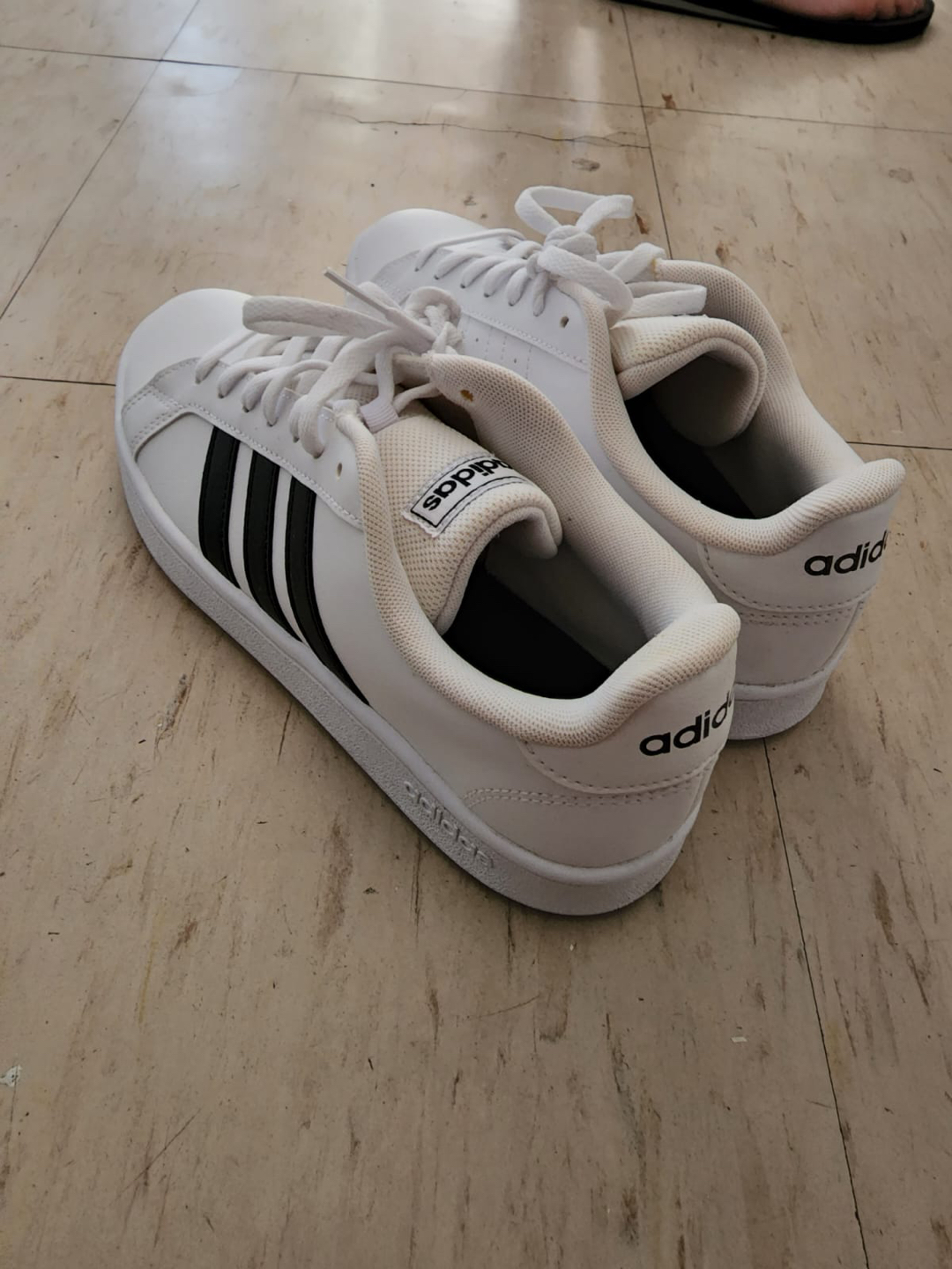 Adidas womens shoes - photo 2