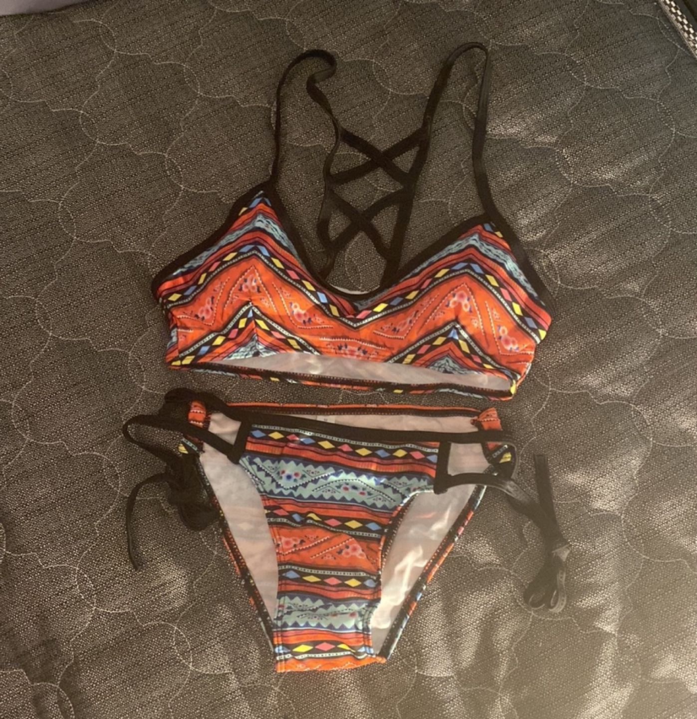 Women’s 2 piece Bikini Bathing Suit sized medium 
BRAND NEW