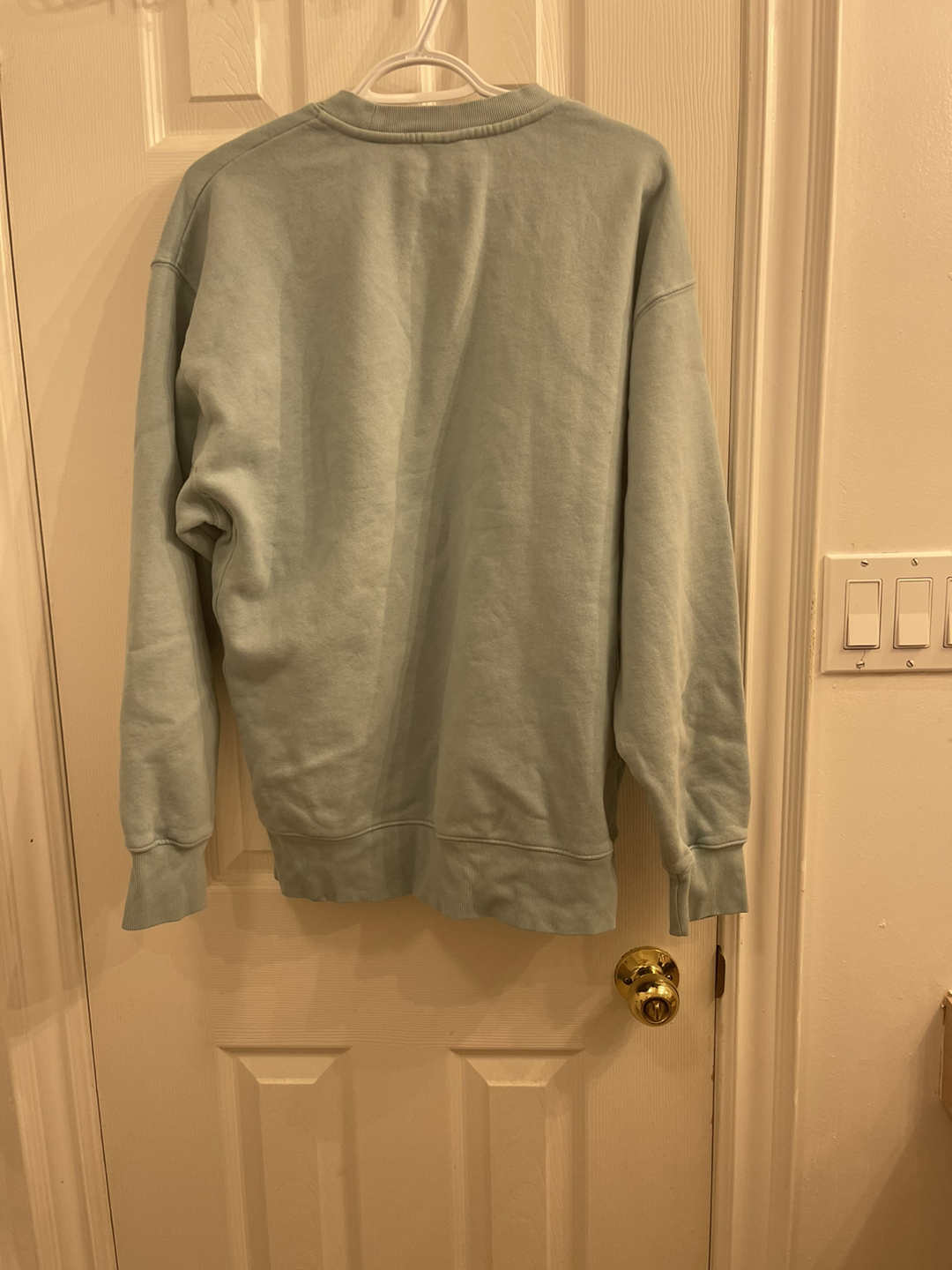 Aritzia sweatshirt - photo 2