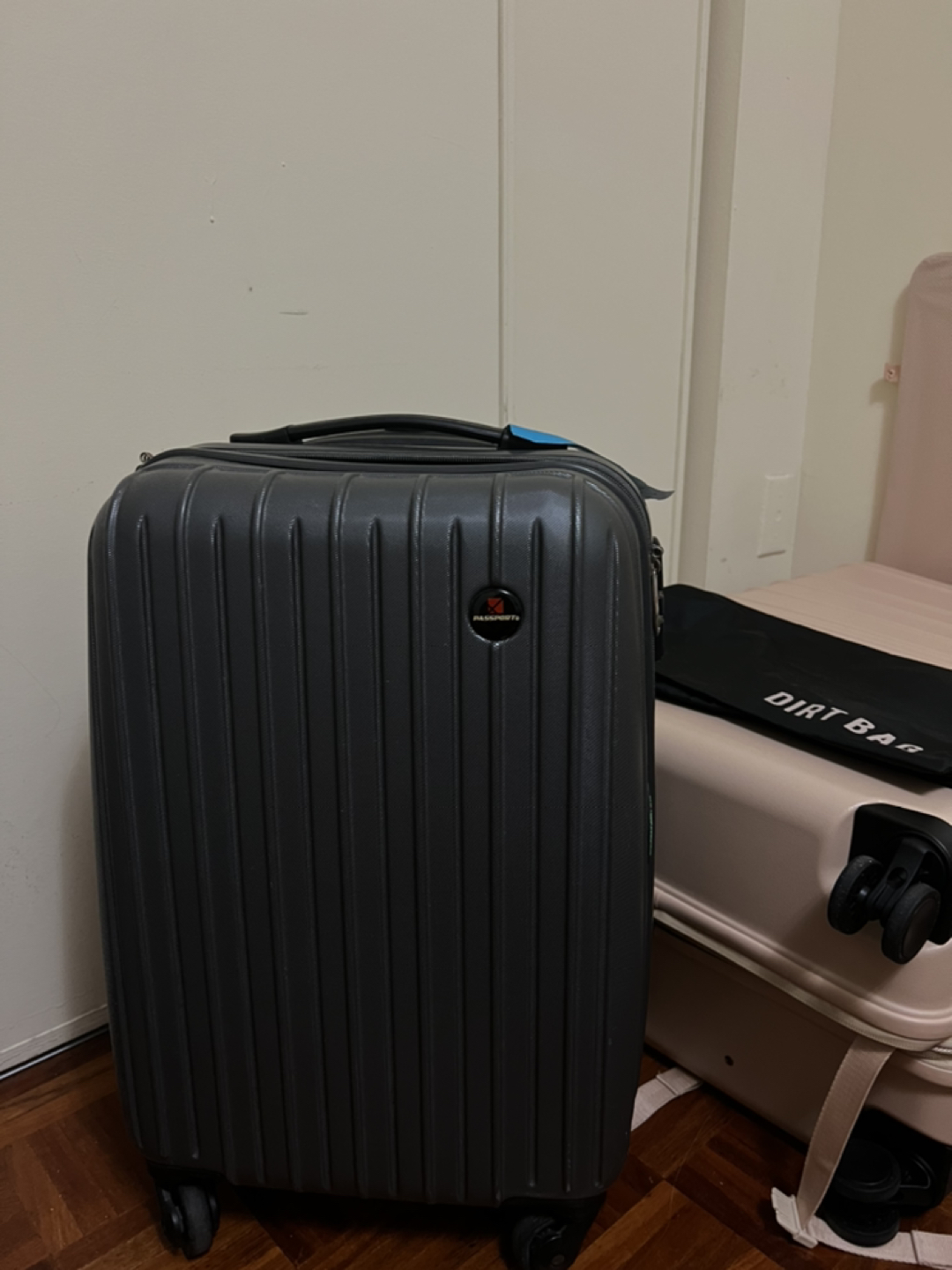 MOVING SALE Carry On 20” Luggage