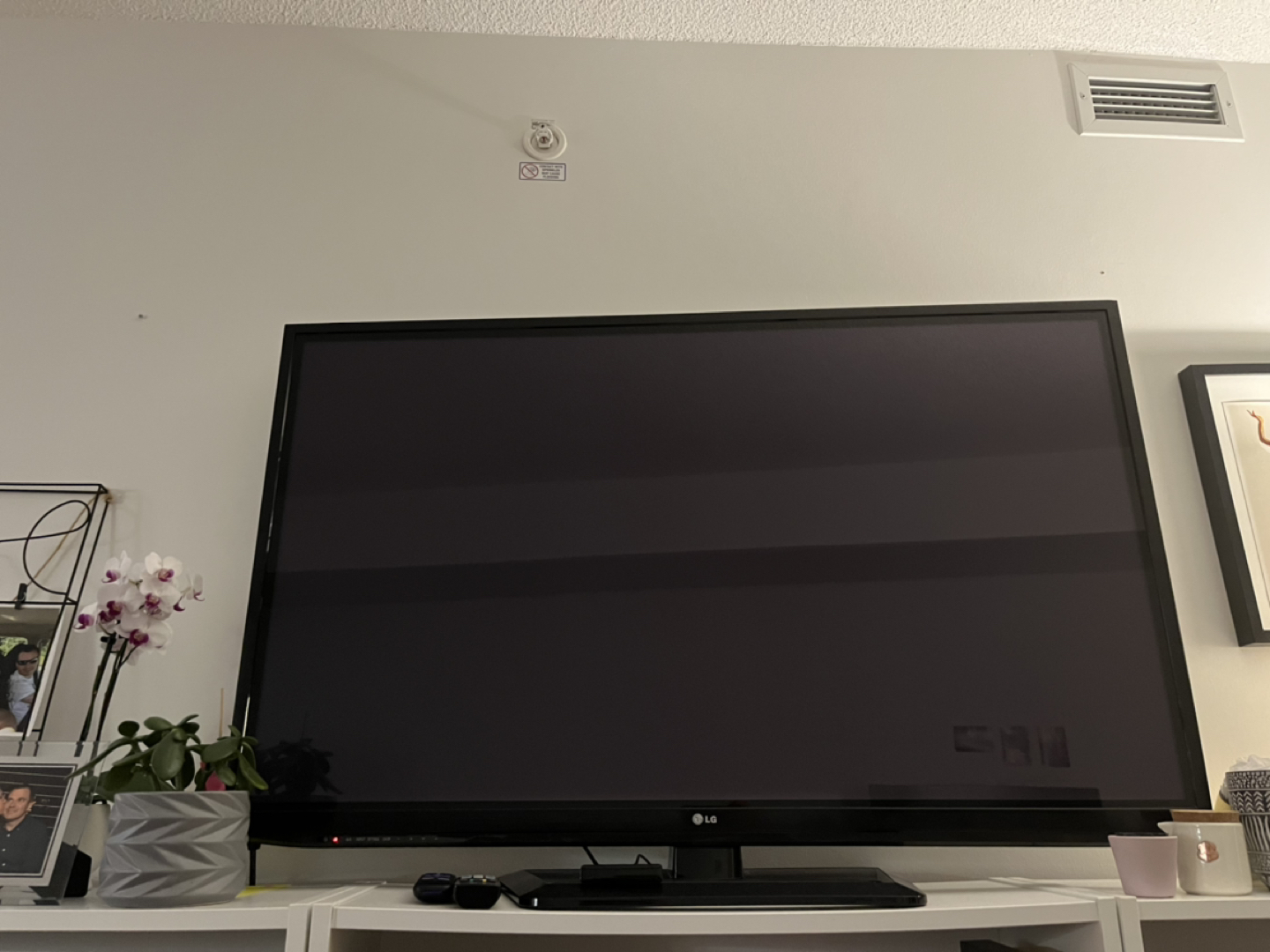 50” Class Full HD 1080p Plasma TV + Roku streaming with remote