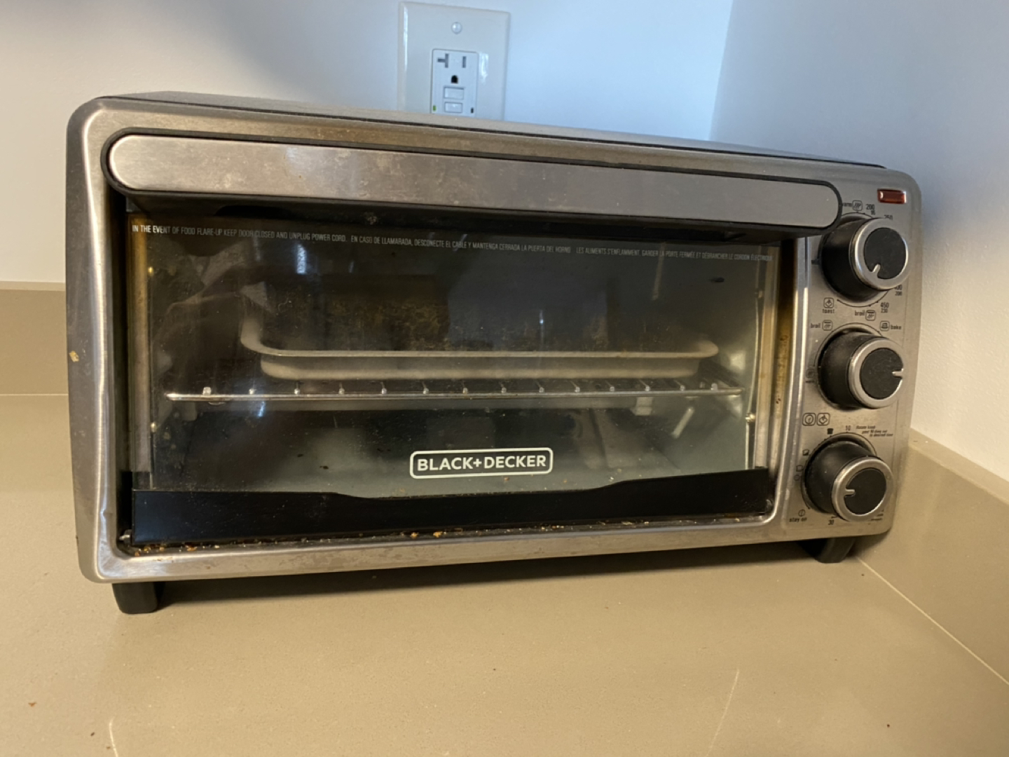 Black and Decker Toaster Ovem