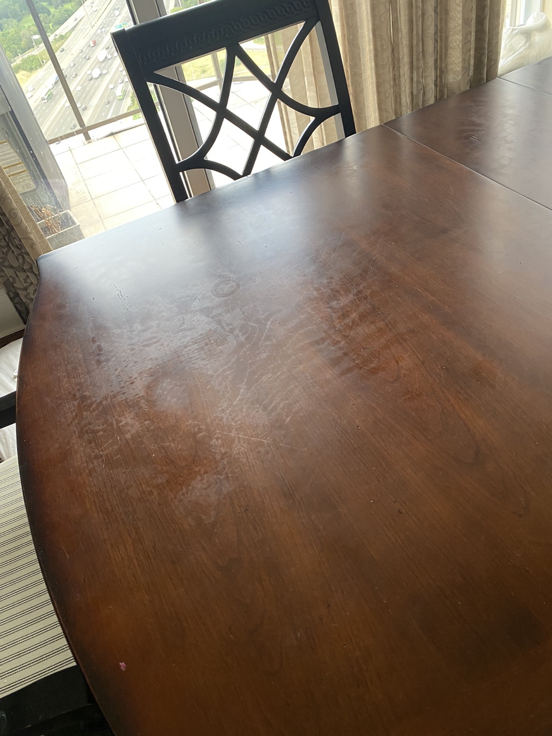 Dining table - photo 3