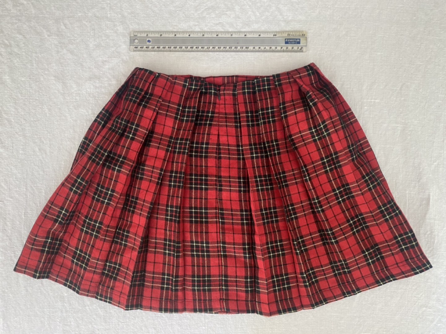 Prettittlething red plaid mini skirt - photo 2