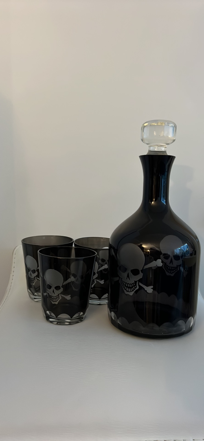 Liquor Set (bottle + 3 glasses)