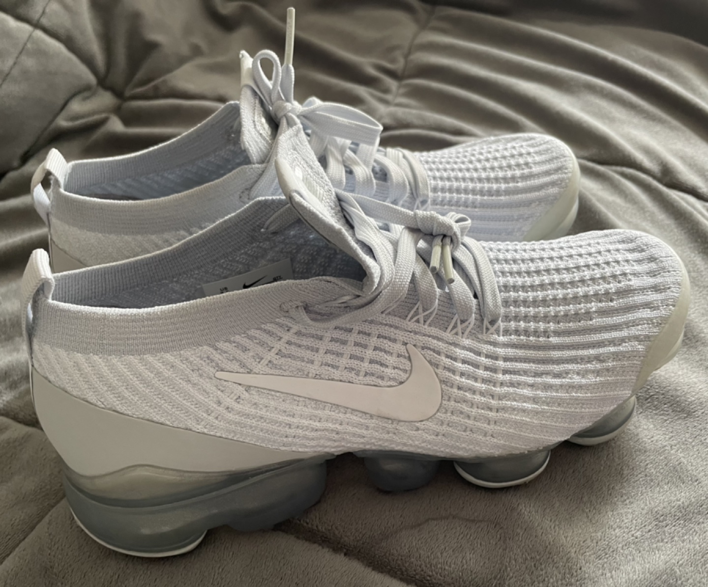 Nike air Vapormax pure platinum size 7.5 Womens thumbnail