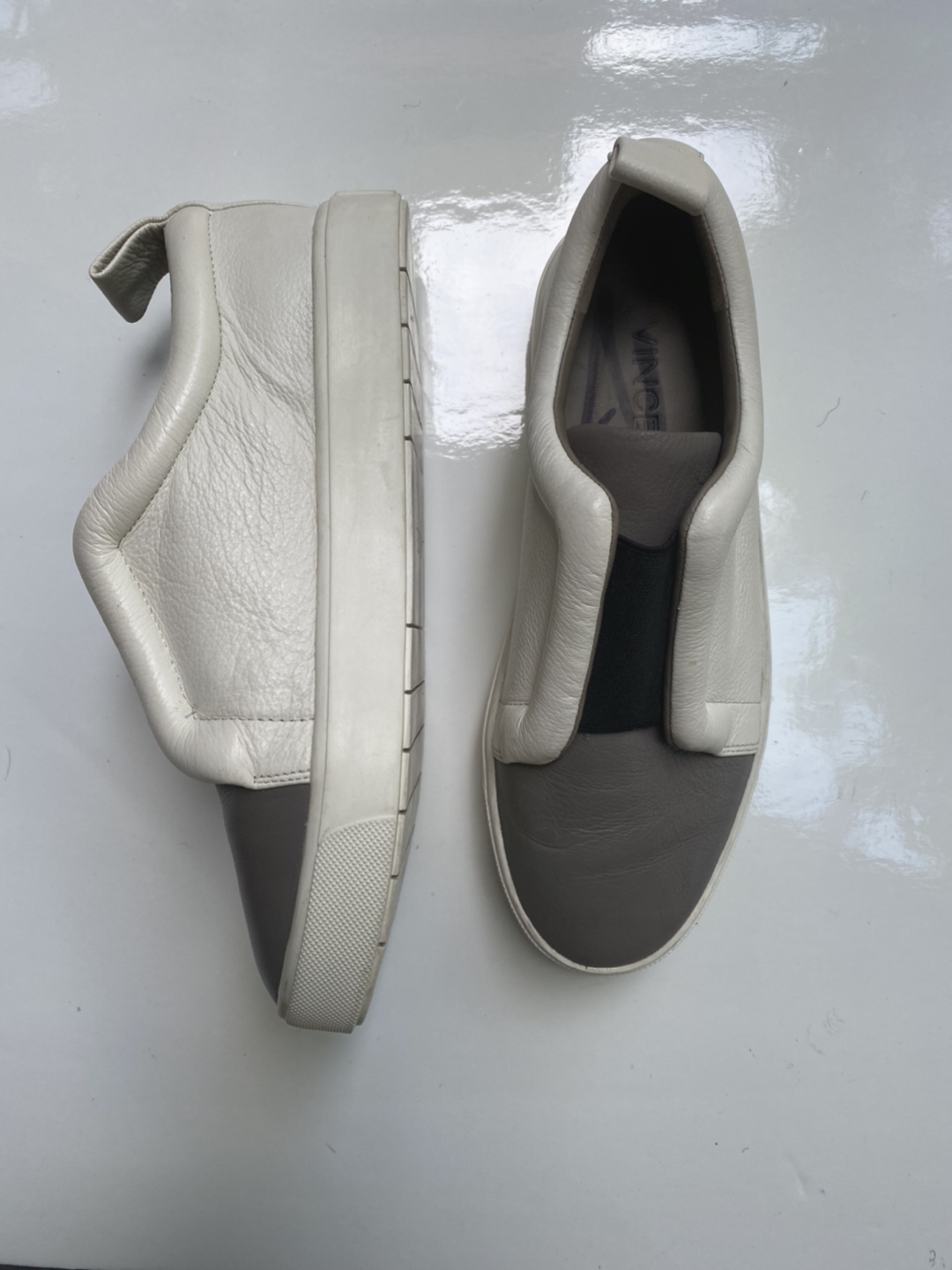Like new Vince slip on running shoes image indicator(2)