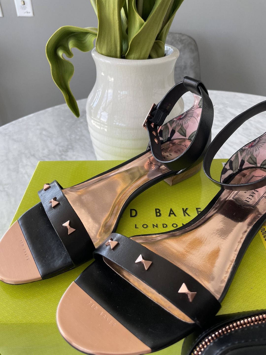 NEW Ted Baker sandals black with rose gold