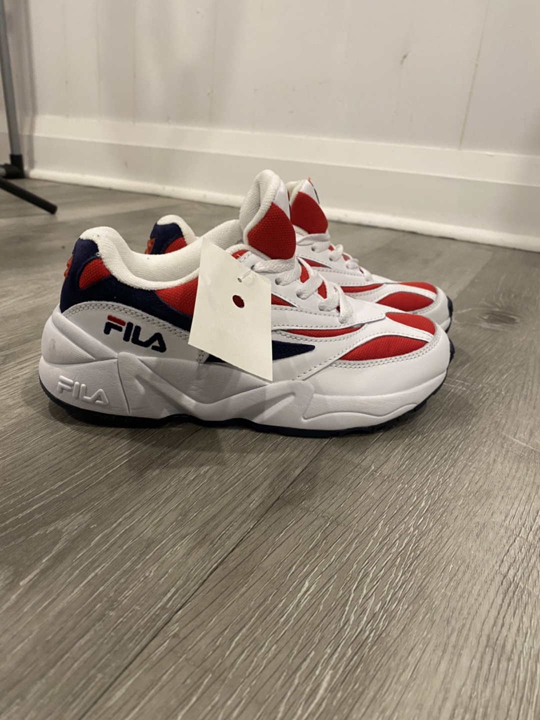 Womens Fila thumbnail