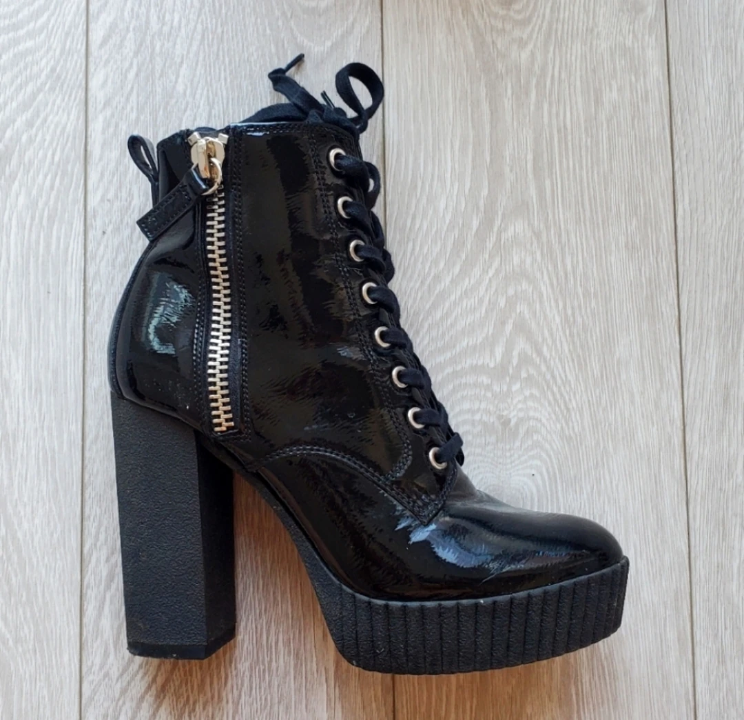 Aldo Patent Leather Booties (8.5)