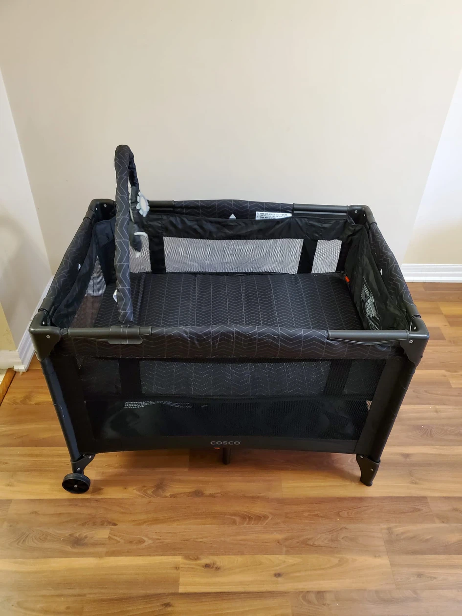 cosco playpen - photo 3