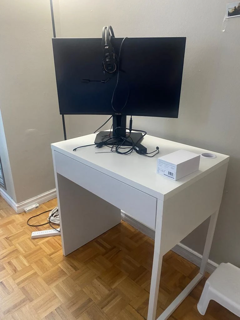 small Ikea desk thumbnail