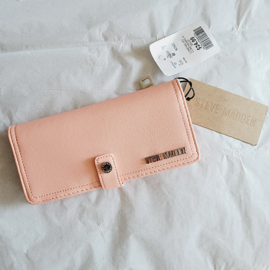New Pink Steve Madden Women's Wallet thumbnail