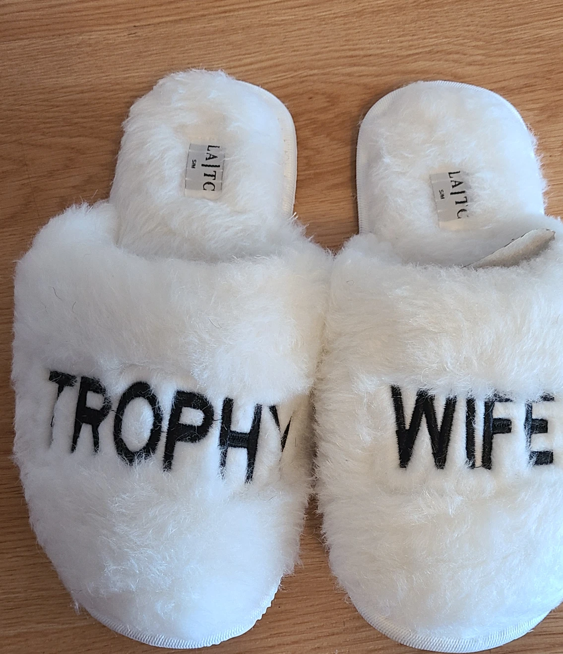 BEL AIR SLIPPERS - Trophy Wife