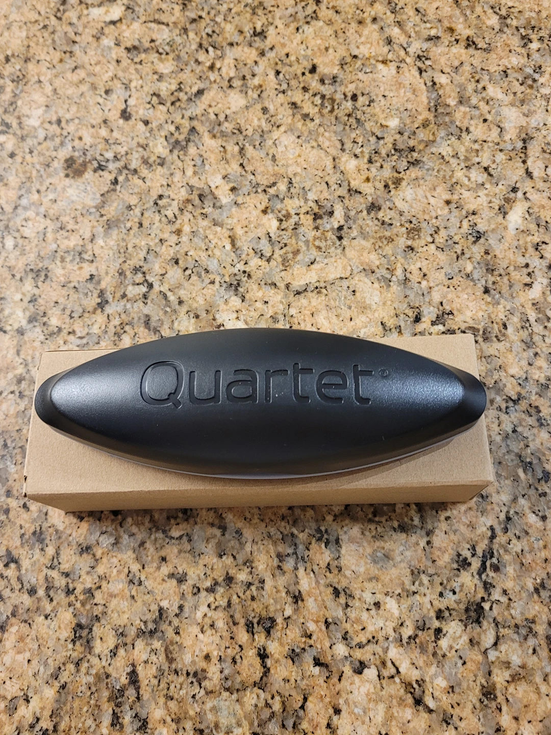 Quartet Magnetic Microfibre Board Eraser, Black image indicator(2)