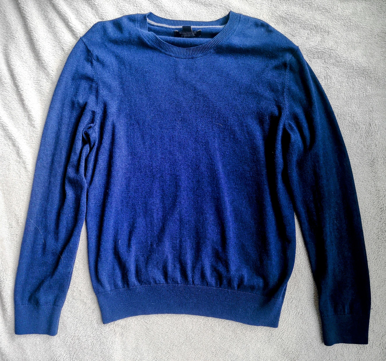 Banana Republic Cashmere Crew Neck Sweater Medium