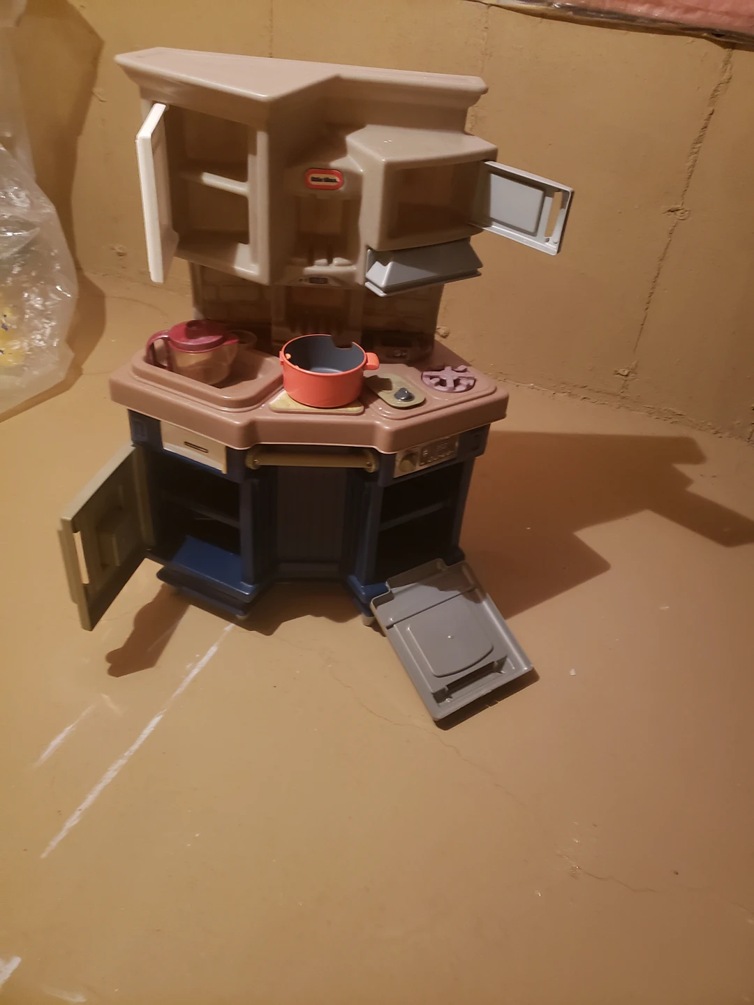 kids kitchen $5 - photo 2