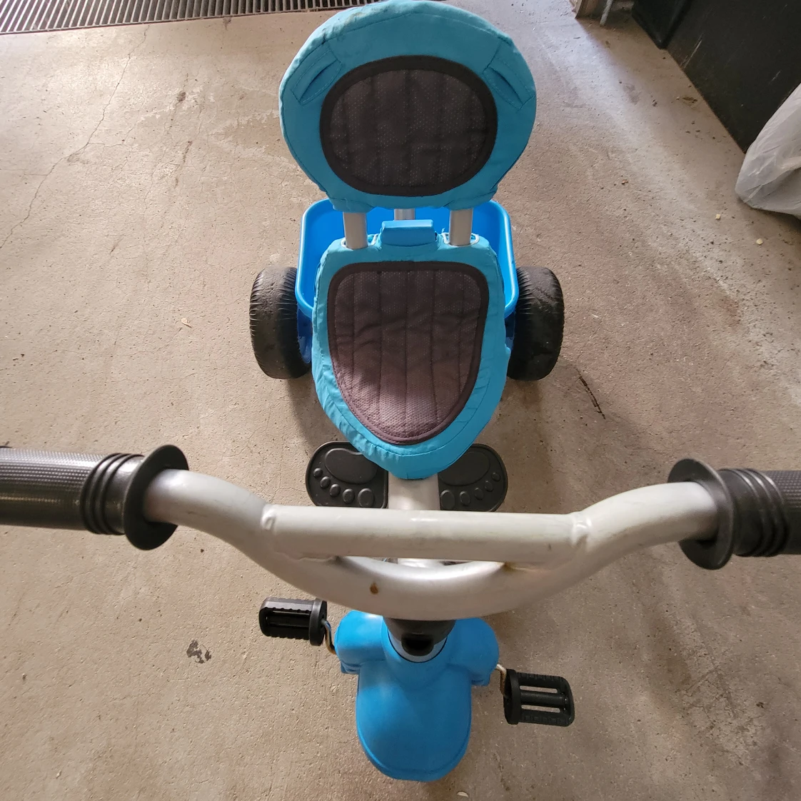 Kids Trike thumbnail