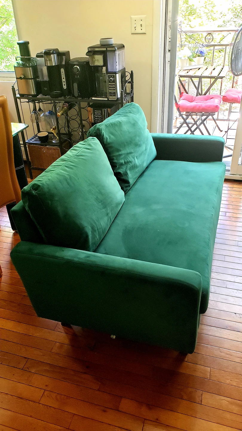 Beautiful Velvet Loveseat / Sofa - photo 4