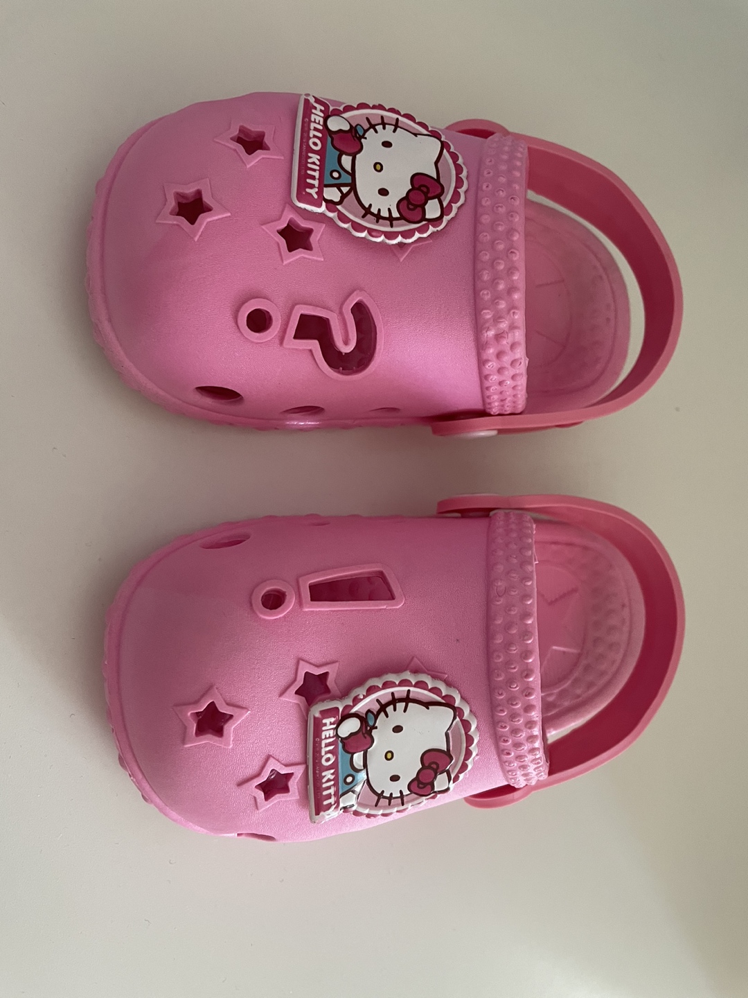 Pink Crocs & Hello Kitty Sandles image indicator(4)