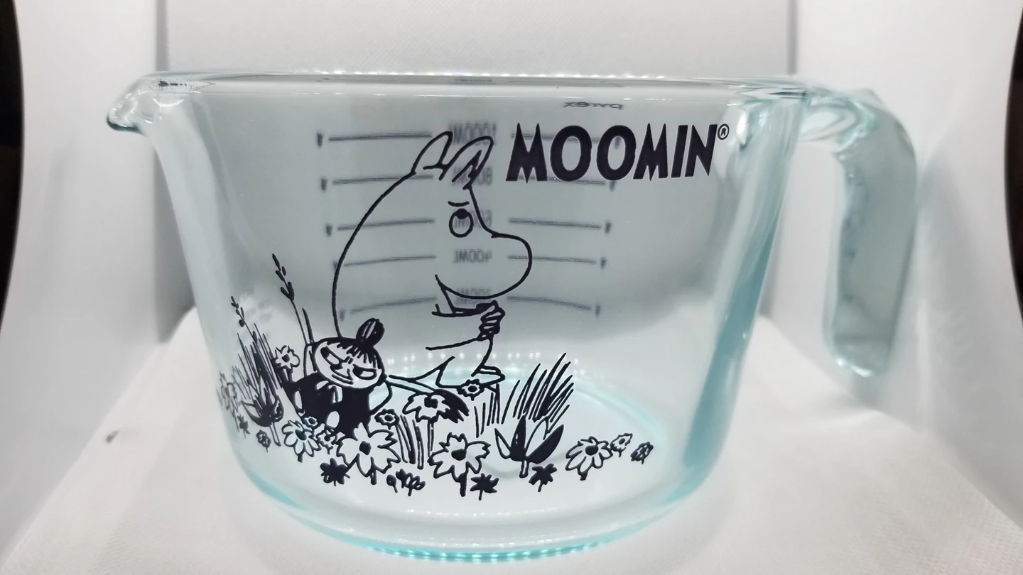 NEW  Pyrex licensed Moomin 4 cups/1000ml measuring cup
