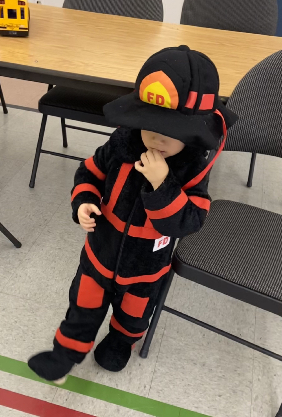 Firefighter costume - photo 3
