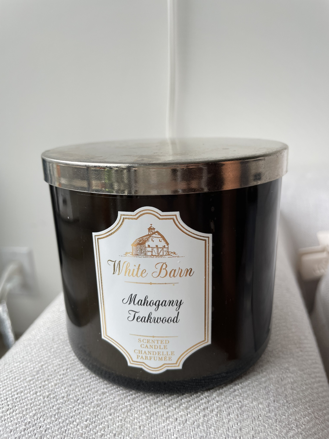 Bath & Body Works Candle - Mahogany Teakwood thumbnail