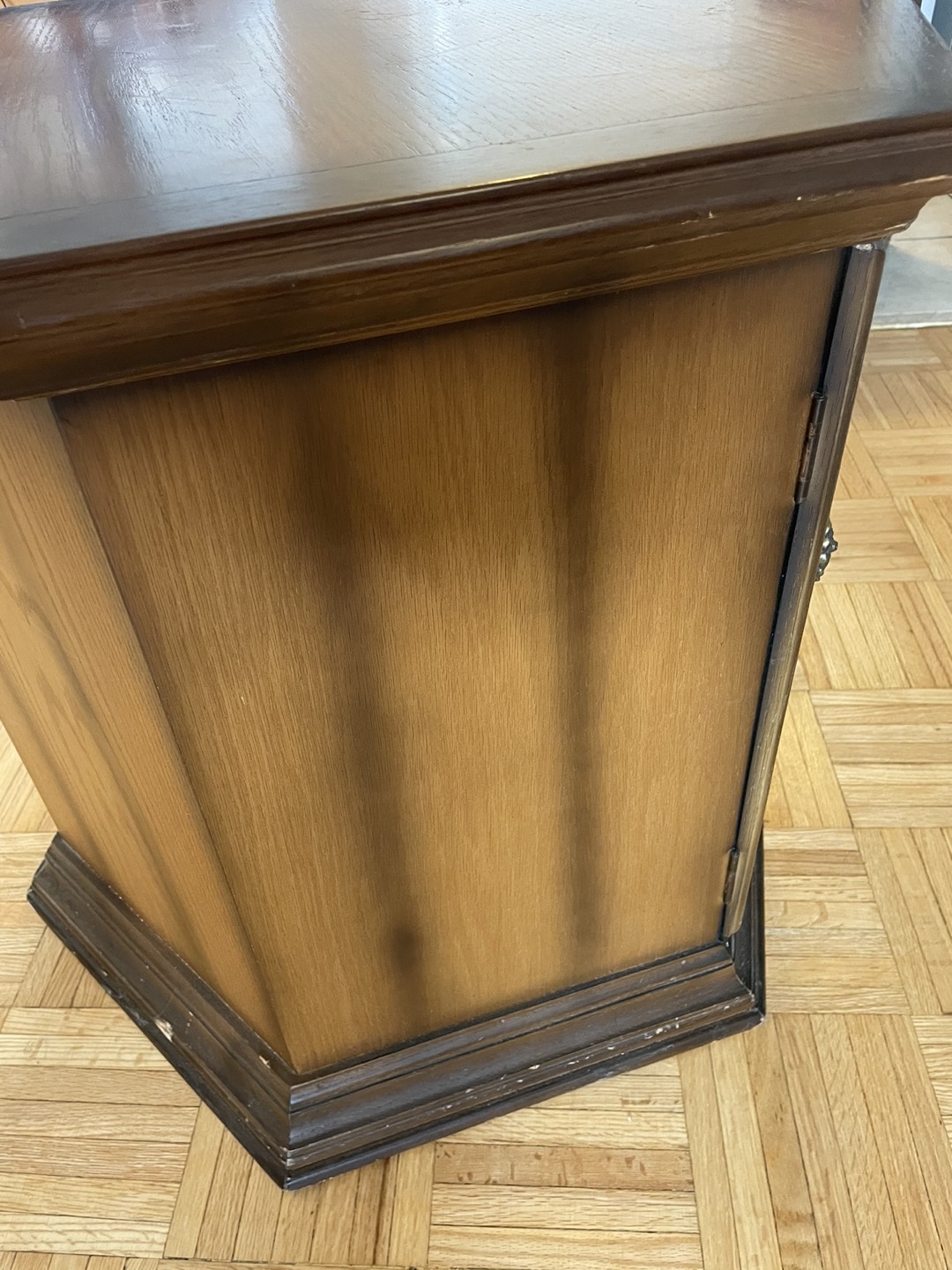 MCM vintage hexagonal table with remarkable hardware - photo 4