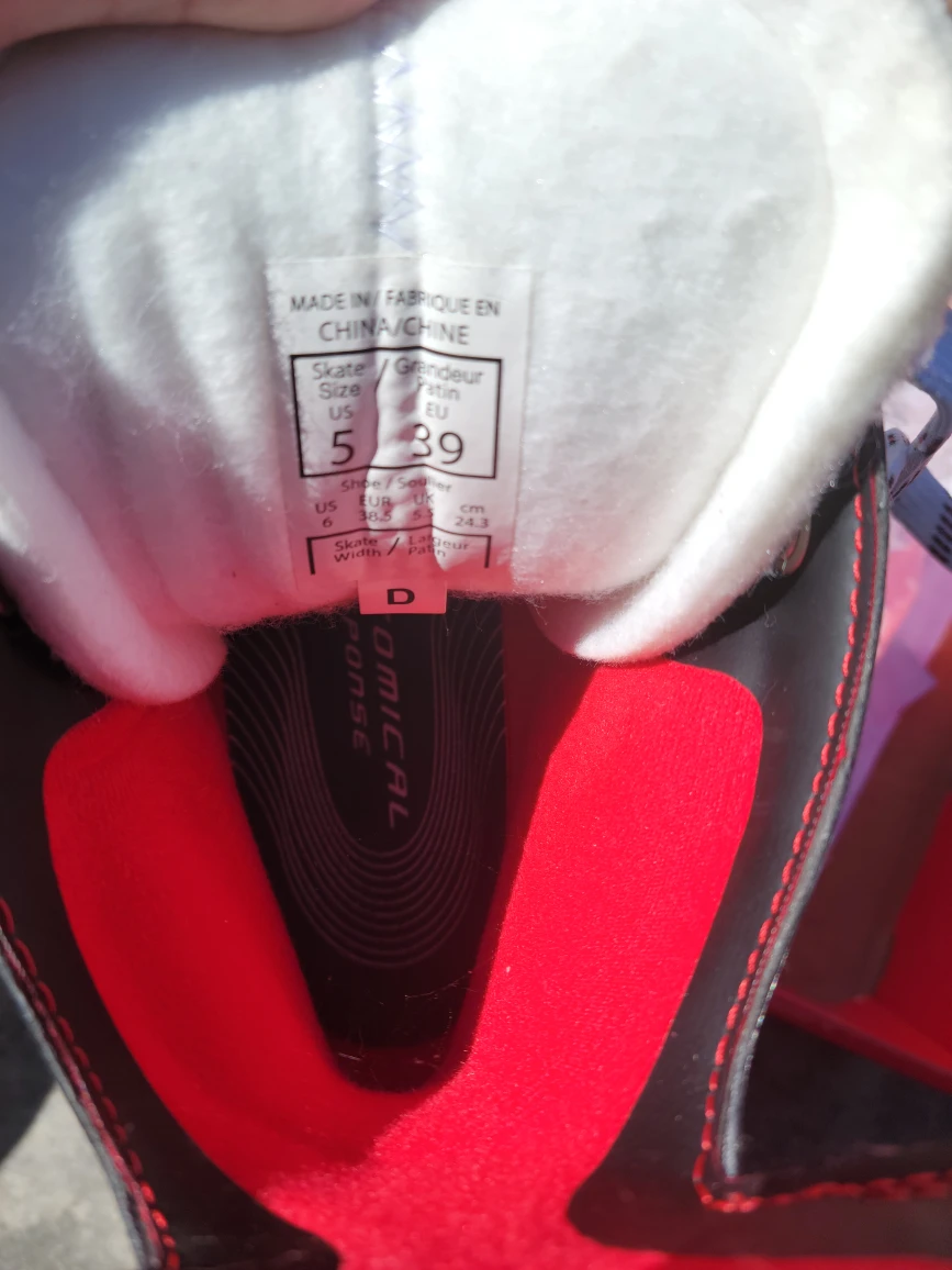 Skates - photo 3