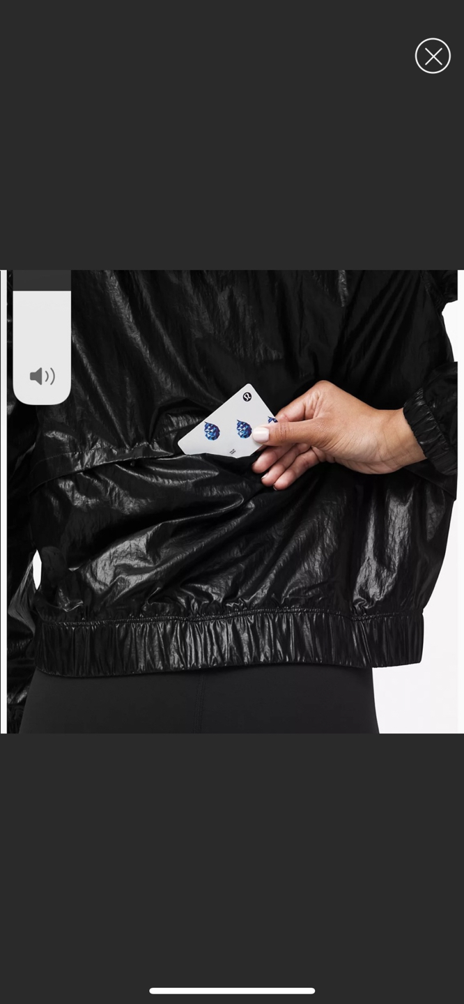 New lululemon black jacket with hood image indicator(4)