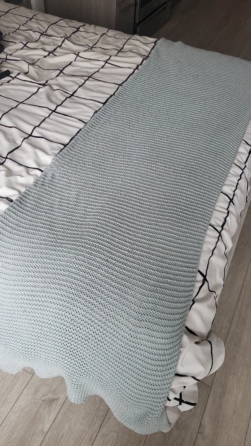 Ikea Throw Blanket (Light Blue) - photo 2