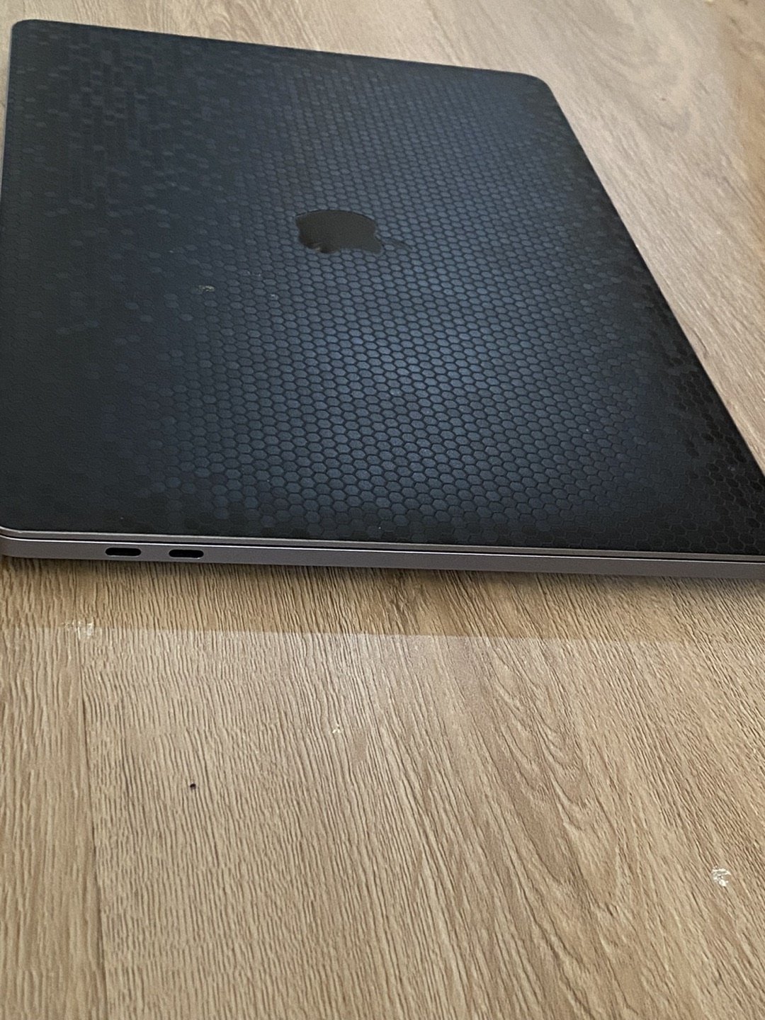MacBook Pro 13” w/ i5, 16GB RAM, 256GB SSD - photo 2