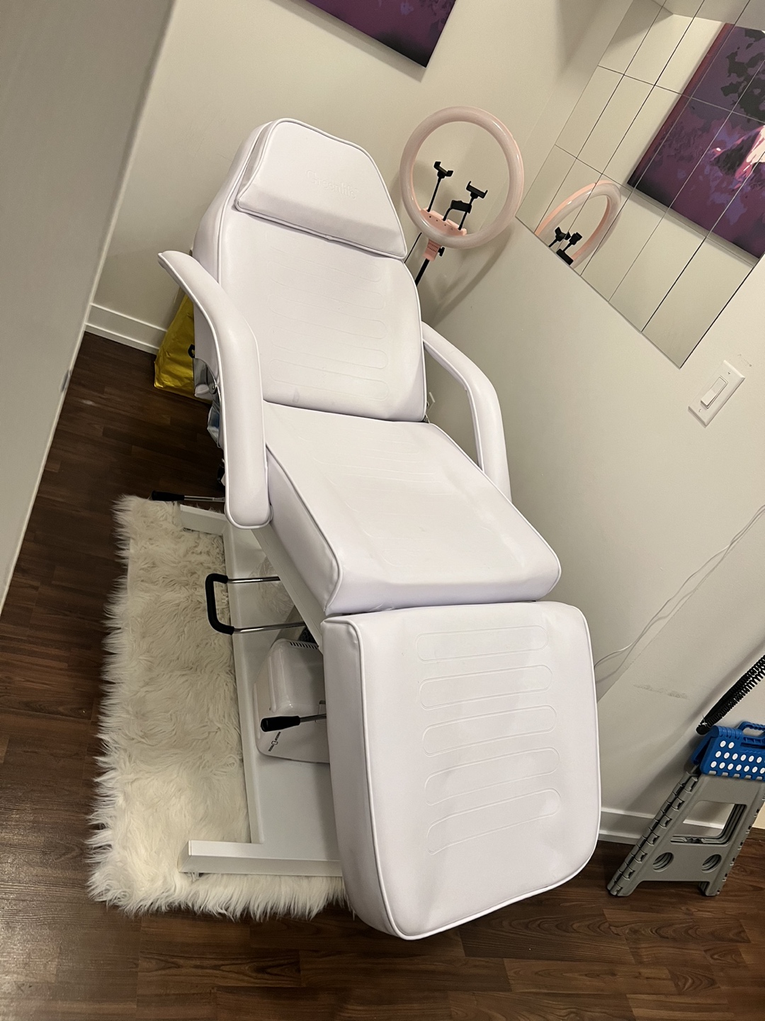 White Hydrolic Spa Massage Tattoo Bed