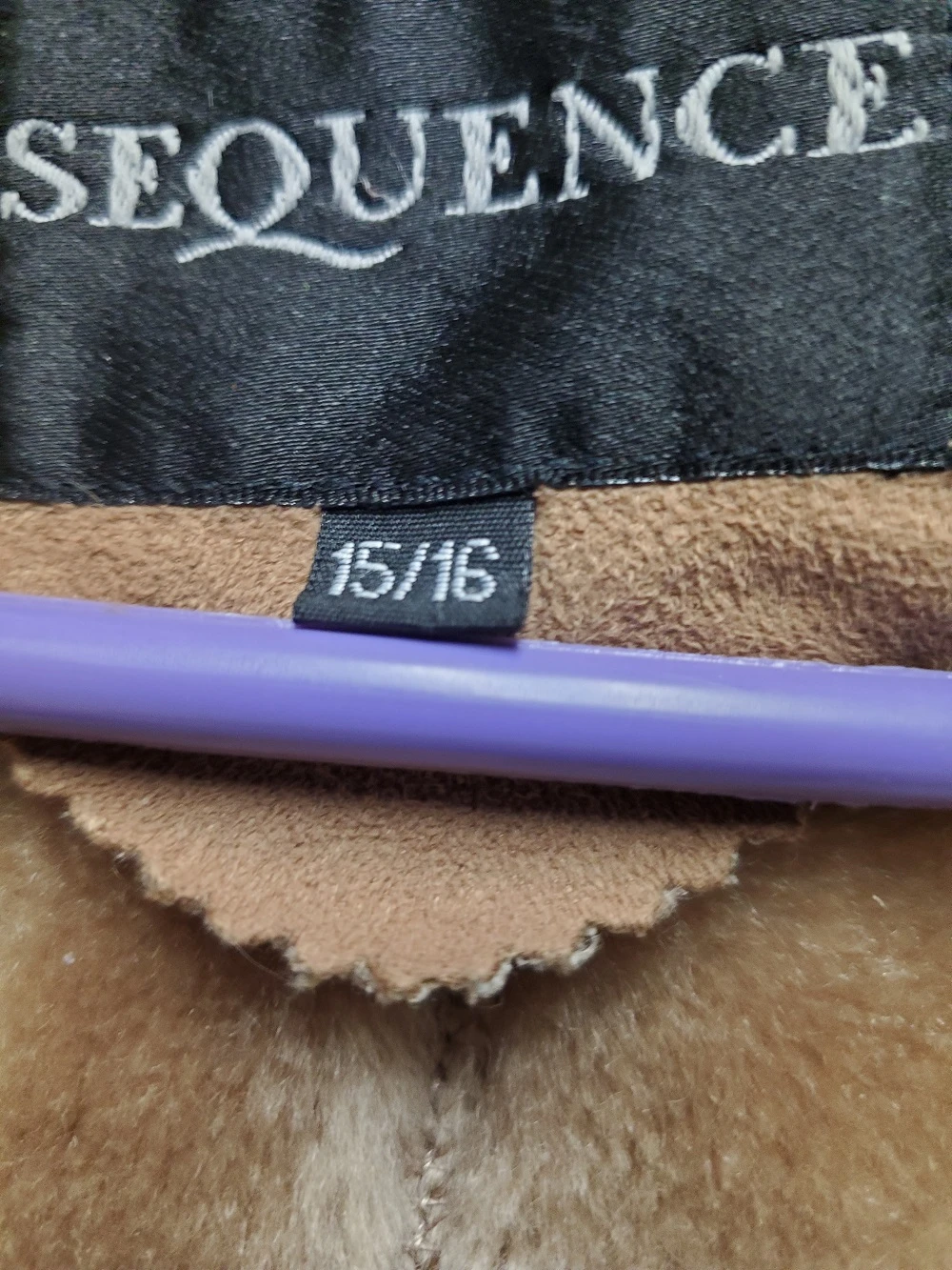 Beige warm winter coat image indicator(3)