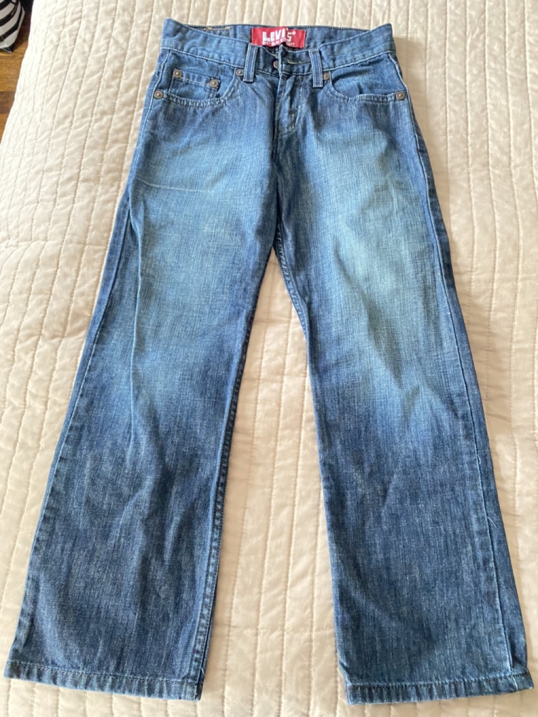 Boys’ Levis 569 Jeans size 8 Reg 24W 22L image indicator(2)