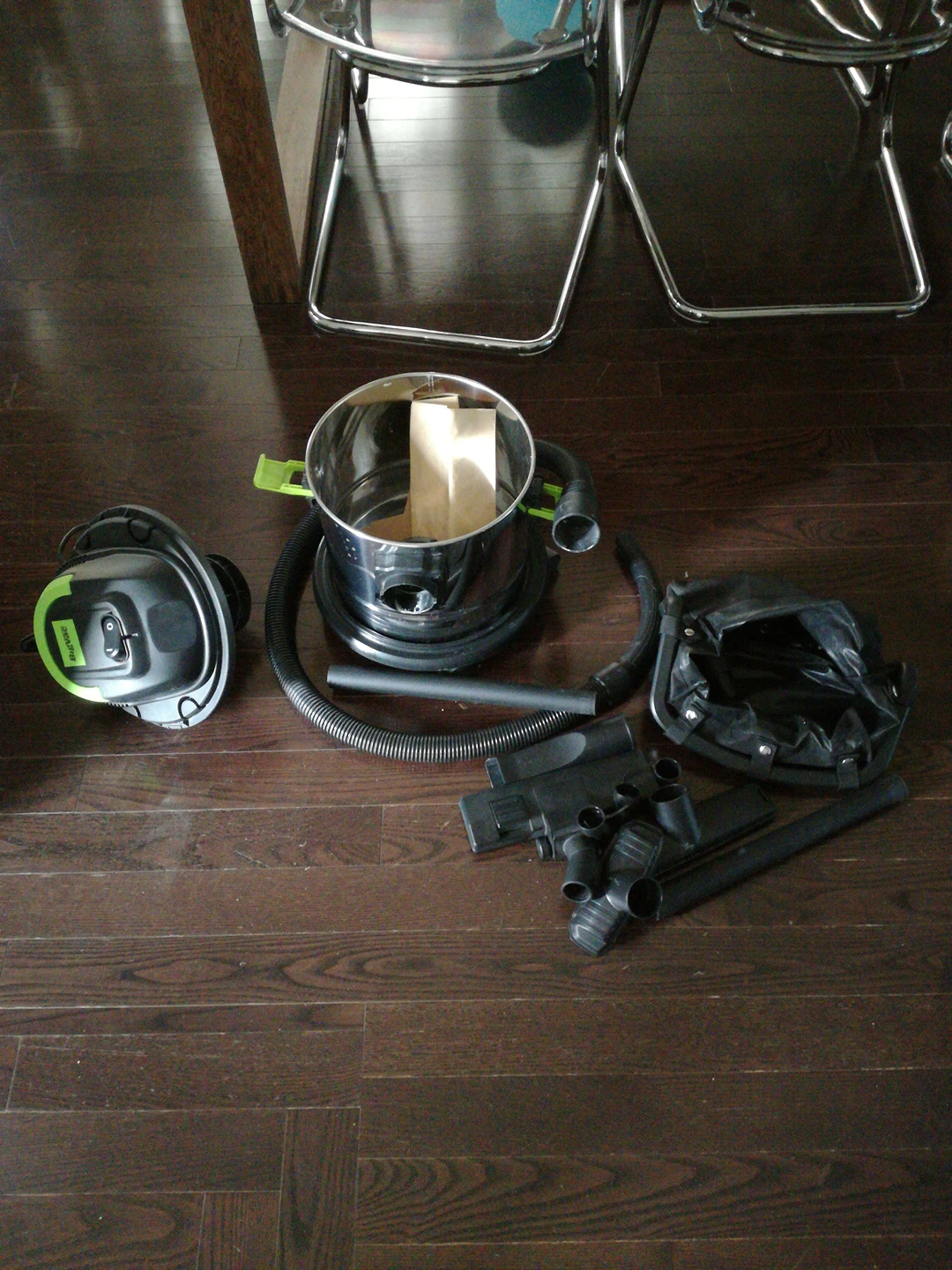Vacuum - photo 2