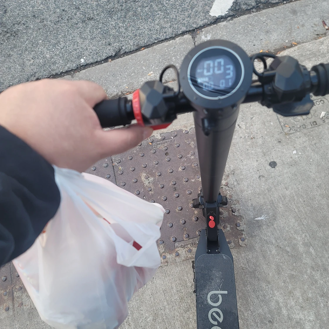 Beam eLuma electric e scooter - photo 3